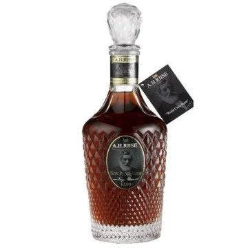 A.H. Riise Non Plus Ultra 0.7 L